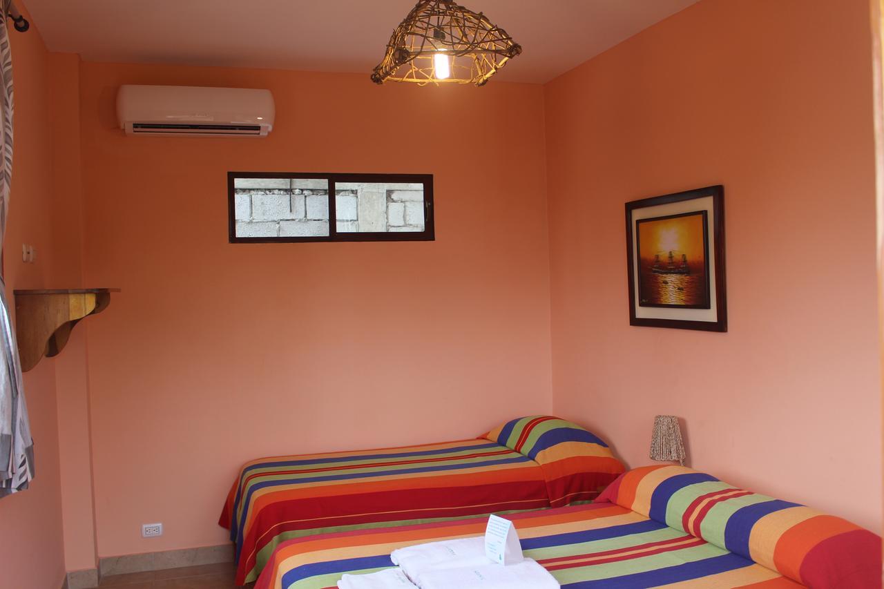 La Mariposa Hostal Olón Εξωτερικό φωτογραφία