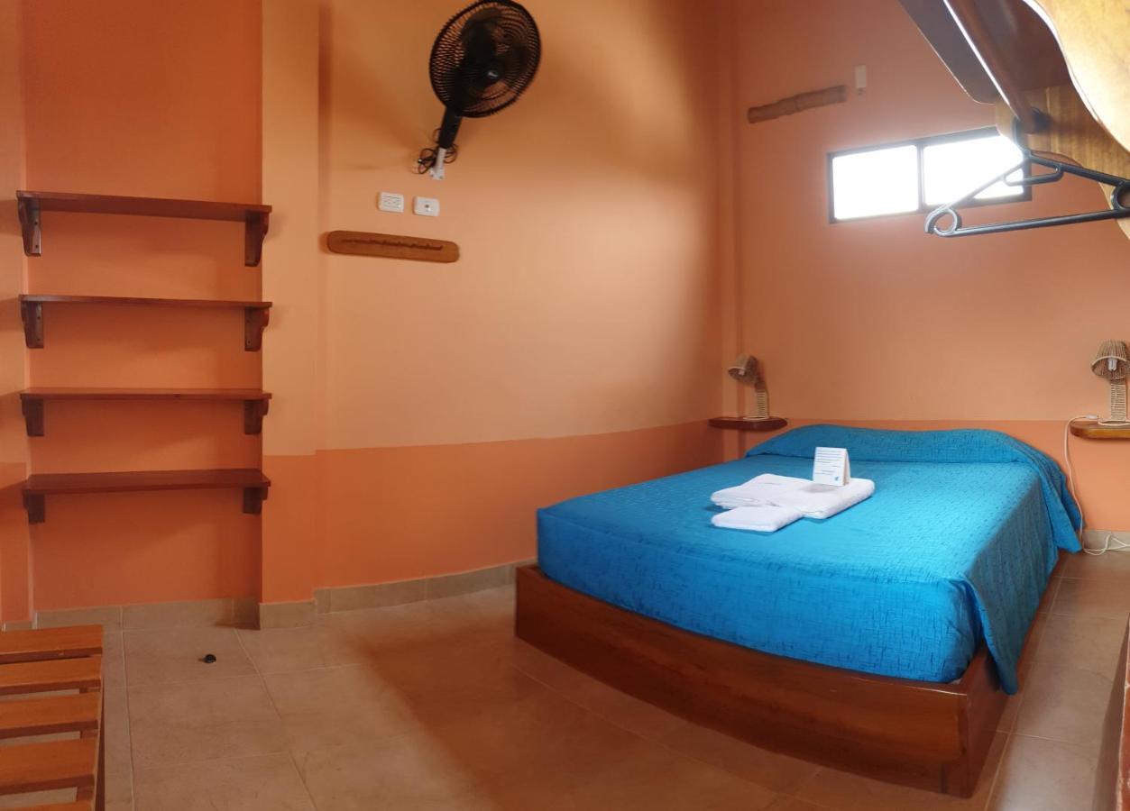 La Mariposa Hostal Olón Εξωτερικό φωτογραφία